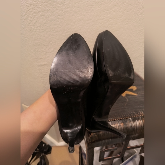 Nine West Pumps - Picture 6 of 7